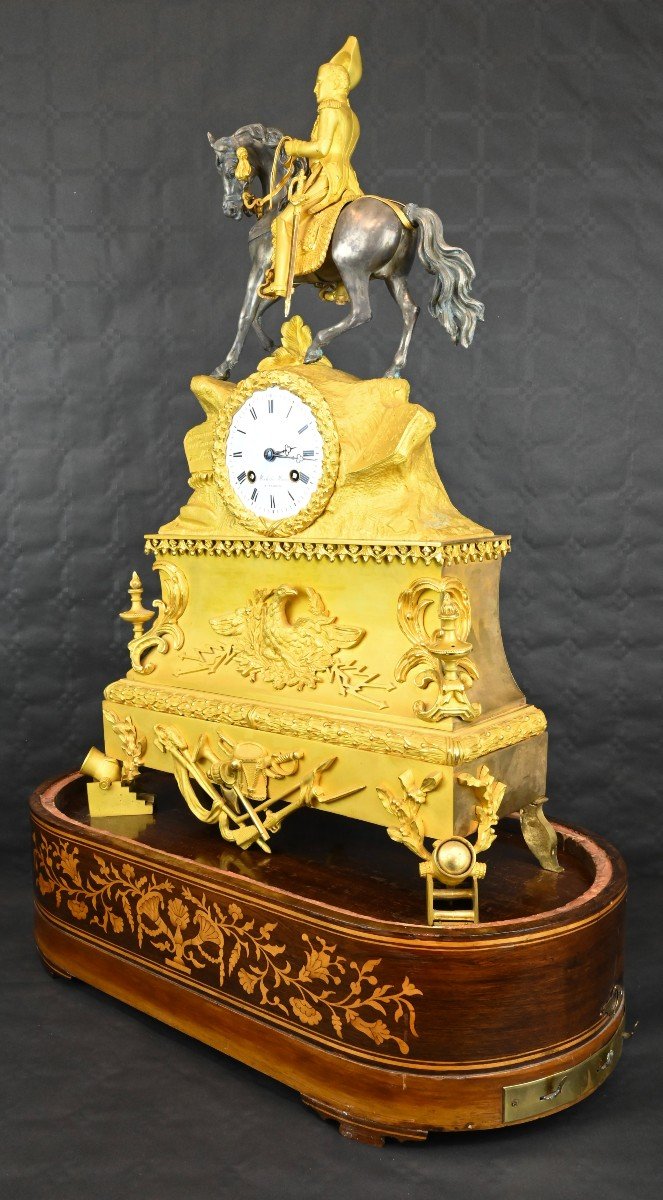 Horloge De Table Avec Napoléon, Socle En Bois Incrusté Et Cloche d'Origine - 19e Siècle-photo-3